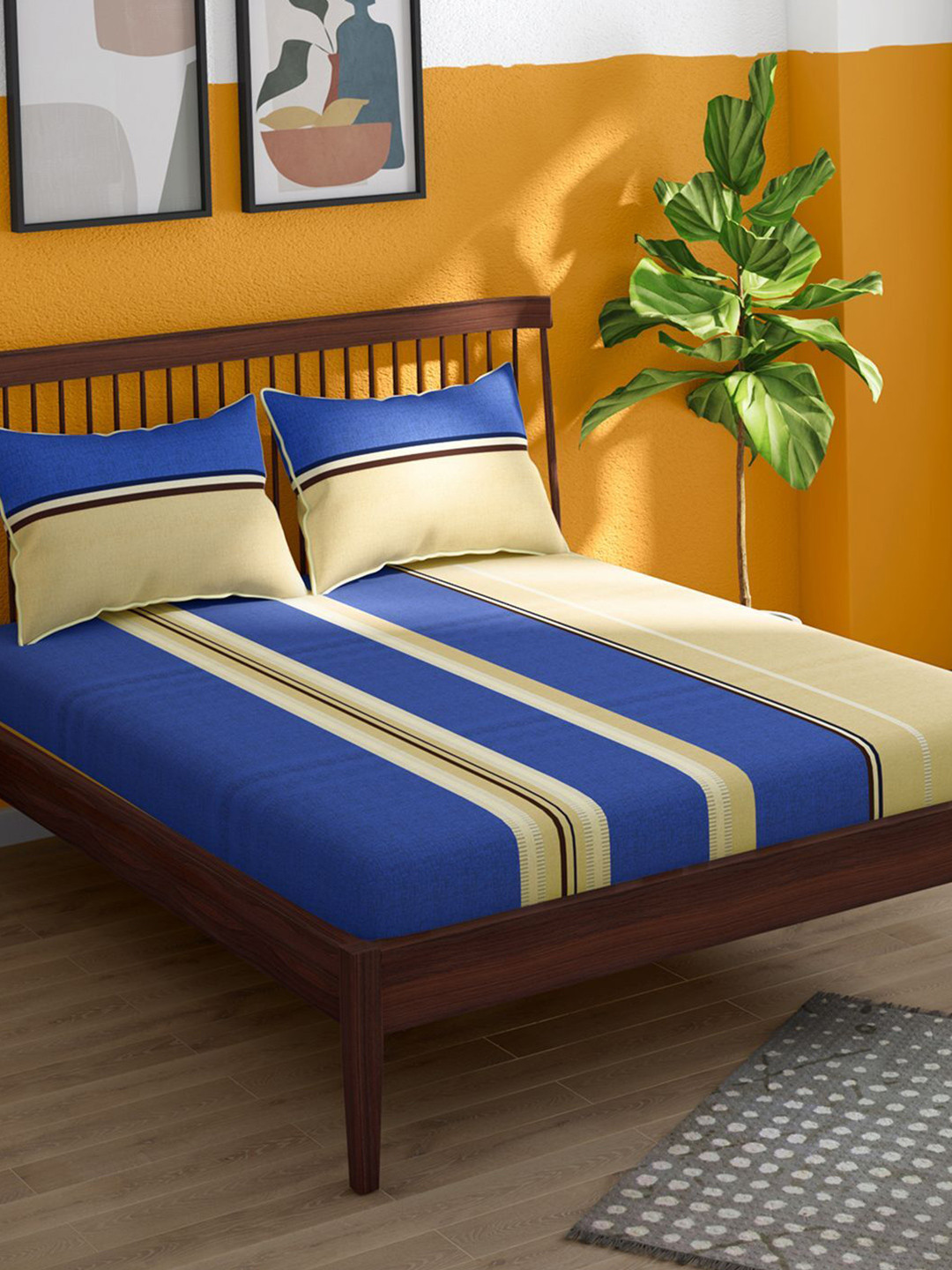 Portico Blue & Cream-Coloured 152 TC King Bedsheet with 2 Pillow Covers