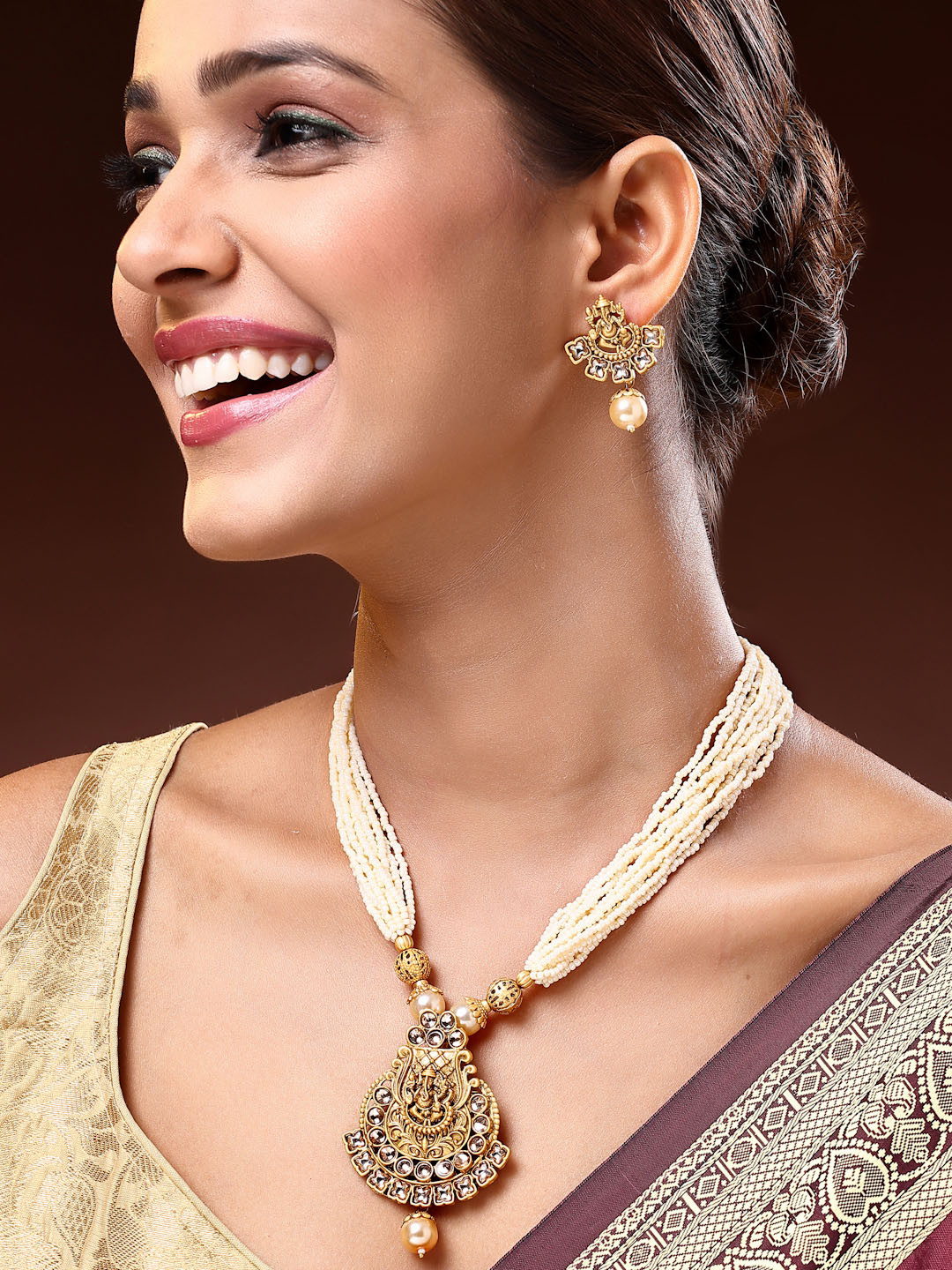 ADIVA 18K Gold-Plated Lord Ganesha Kundan Stone-Studded & Pearl Beaded Jewellery Set