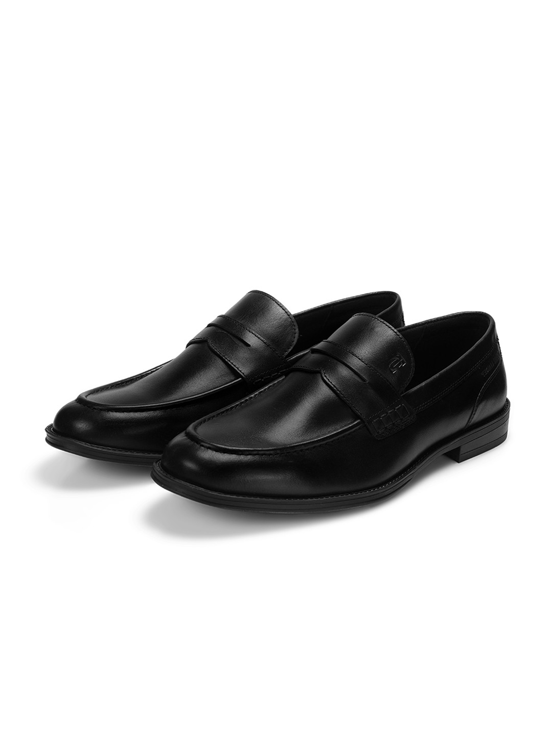 THOMAS CRICK Men Solid Mid-Top Slip-On Leather Loafers
