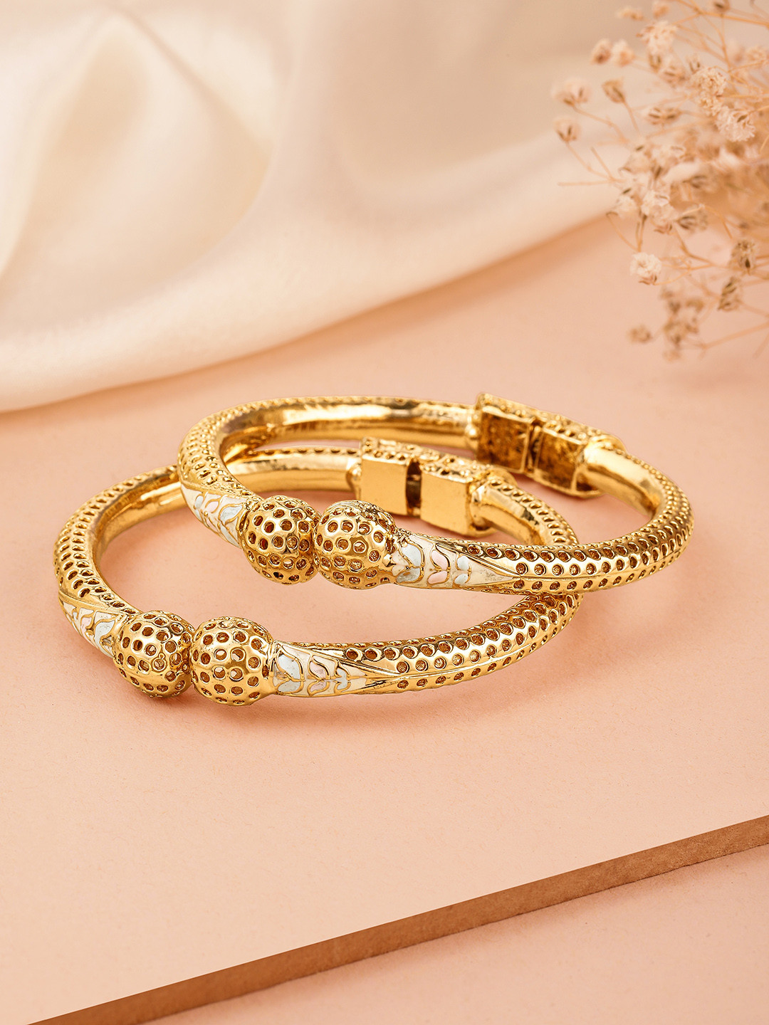 Peora Set of 2 Gold Plated Kada Style Bangles