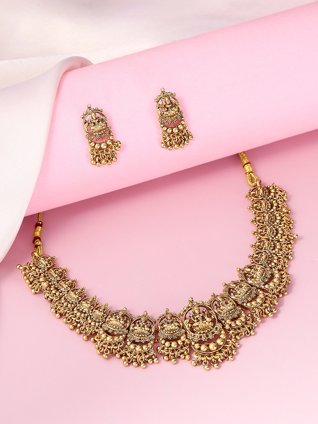 Peora Gold-Plated Kundan Jewellery Set