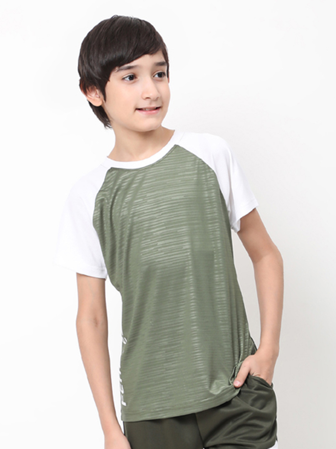DIDA Boys Sporty Dude Set Colourblocked T-Shirt With Jogger