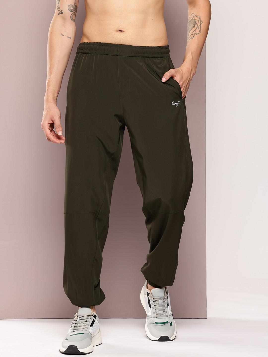 TURNFIT Men Straight Fit Core Training Joggers
