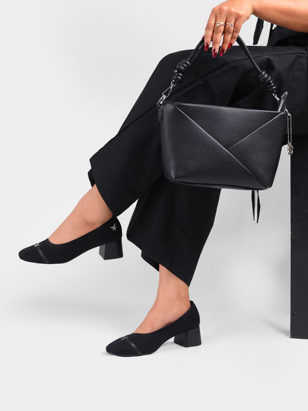 Monrow Women Solid Round Toe Laser Cuts Pumps