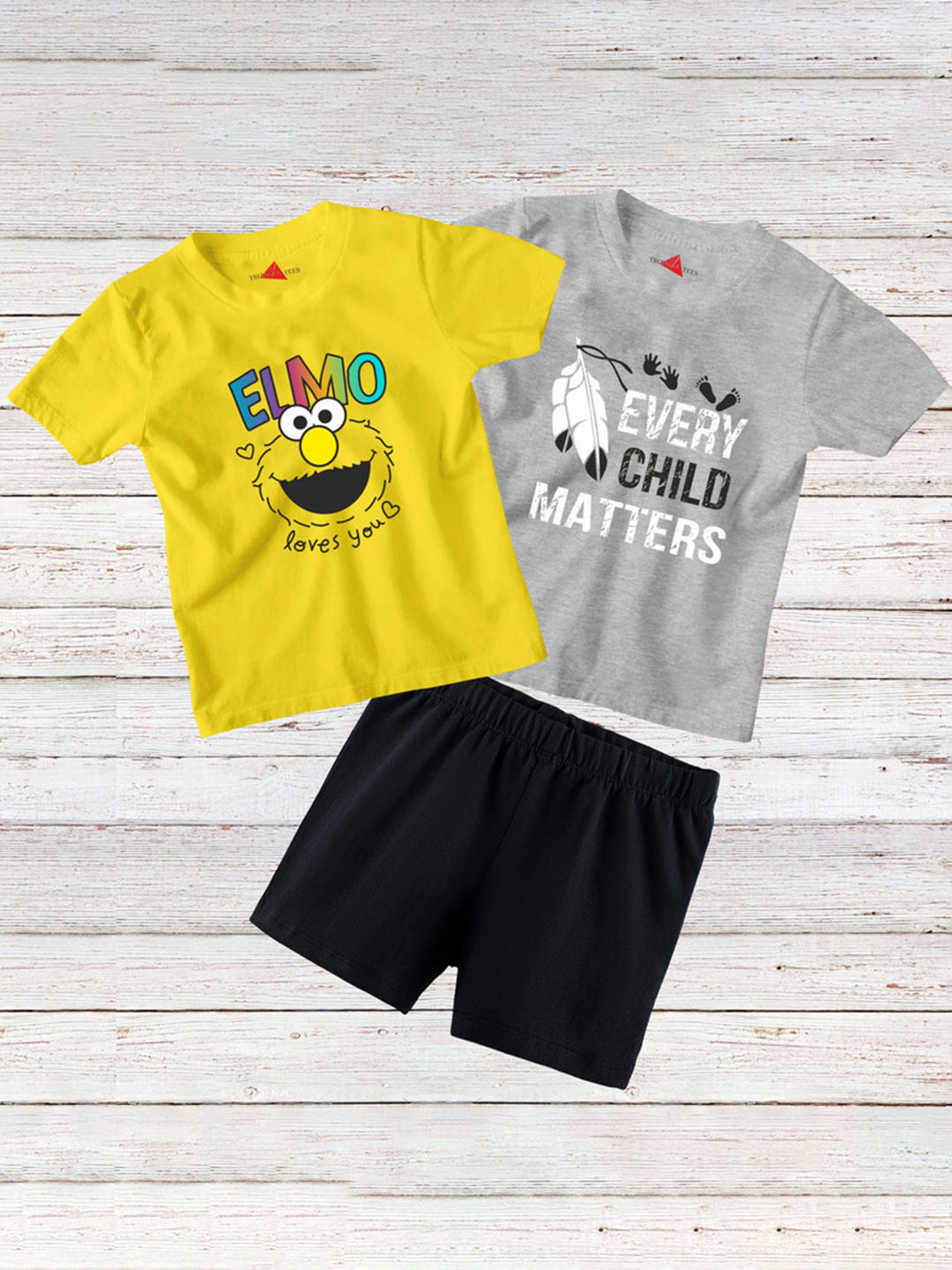 TRIANGLETEES Boys Printed  2 T-shirt with 1 Shorts