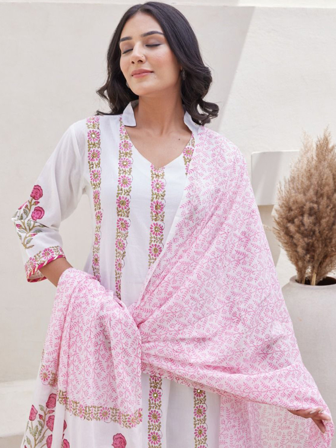 MAAND Women Hand Block Print Embroidered Regular Thread Work Kurta Trousers With Dupatta
