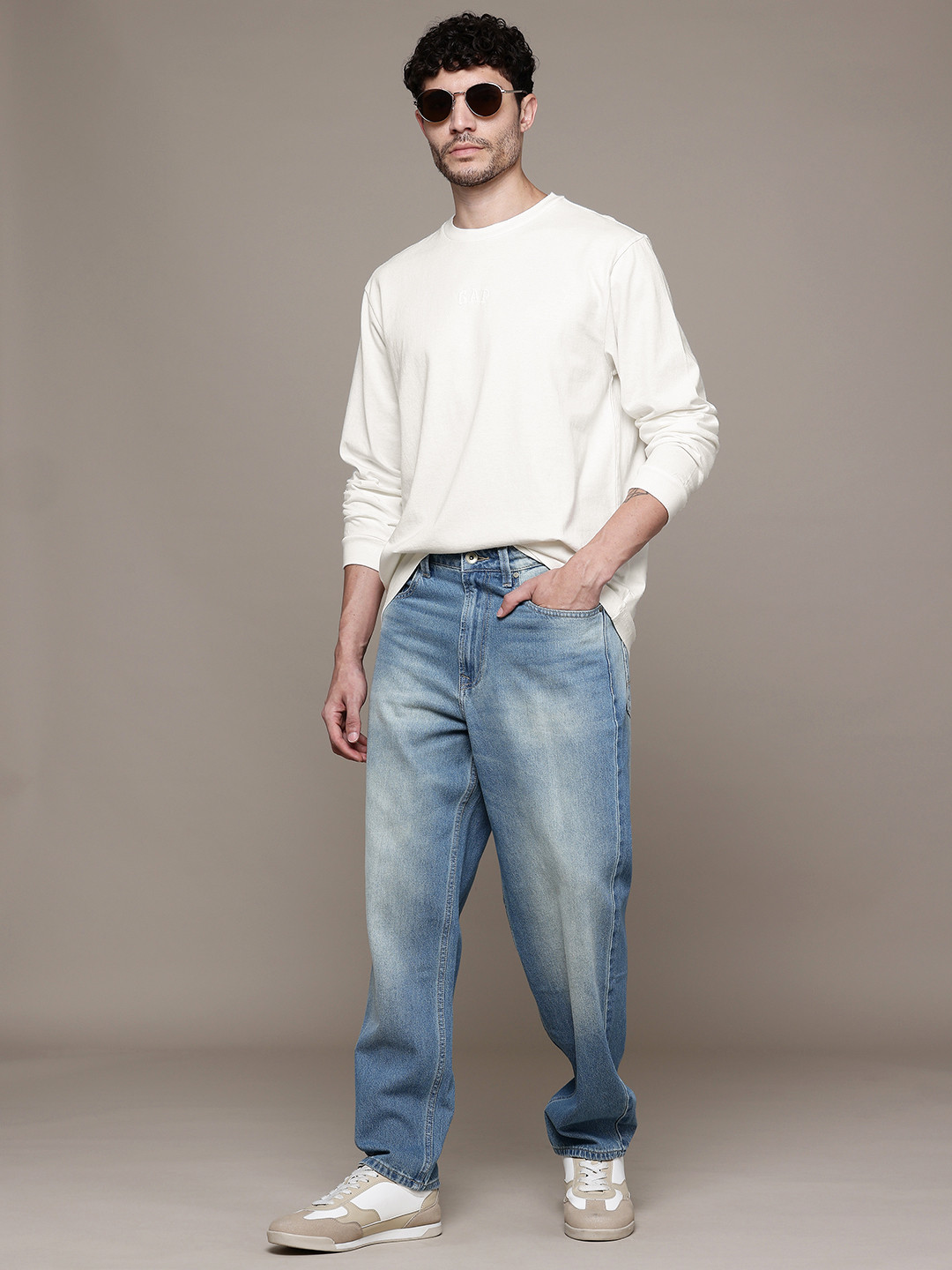 GAP Logo Drop-Shoulder Sleeves Pure Cotton T-shirt