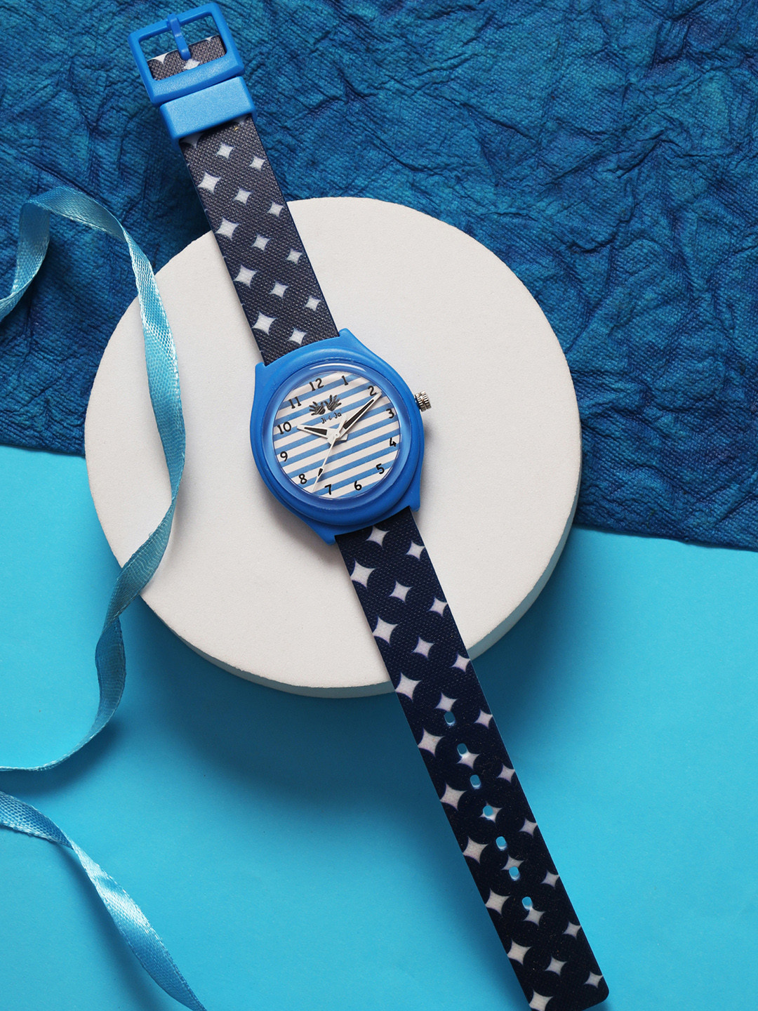 JI & JA Kids Brass Round Dial & Wrap Around Straps Analogue Watch JJ230