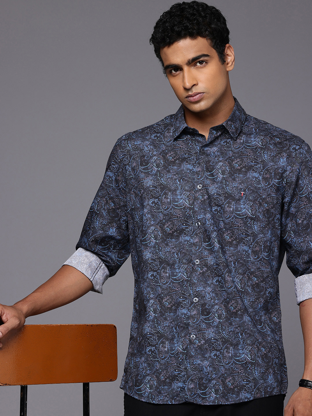 Louis Philippe Sport Slim Fit Ethnic Motifs Printed Pure Cotton Casual Shirt