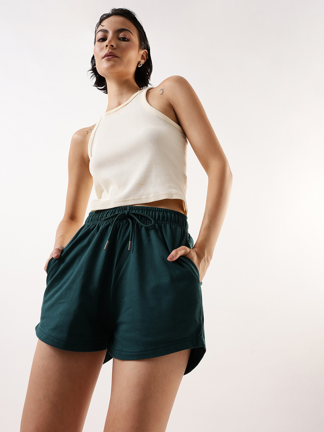 DL Woman Relaxed Fit Mid-Rise Shorts