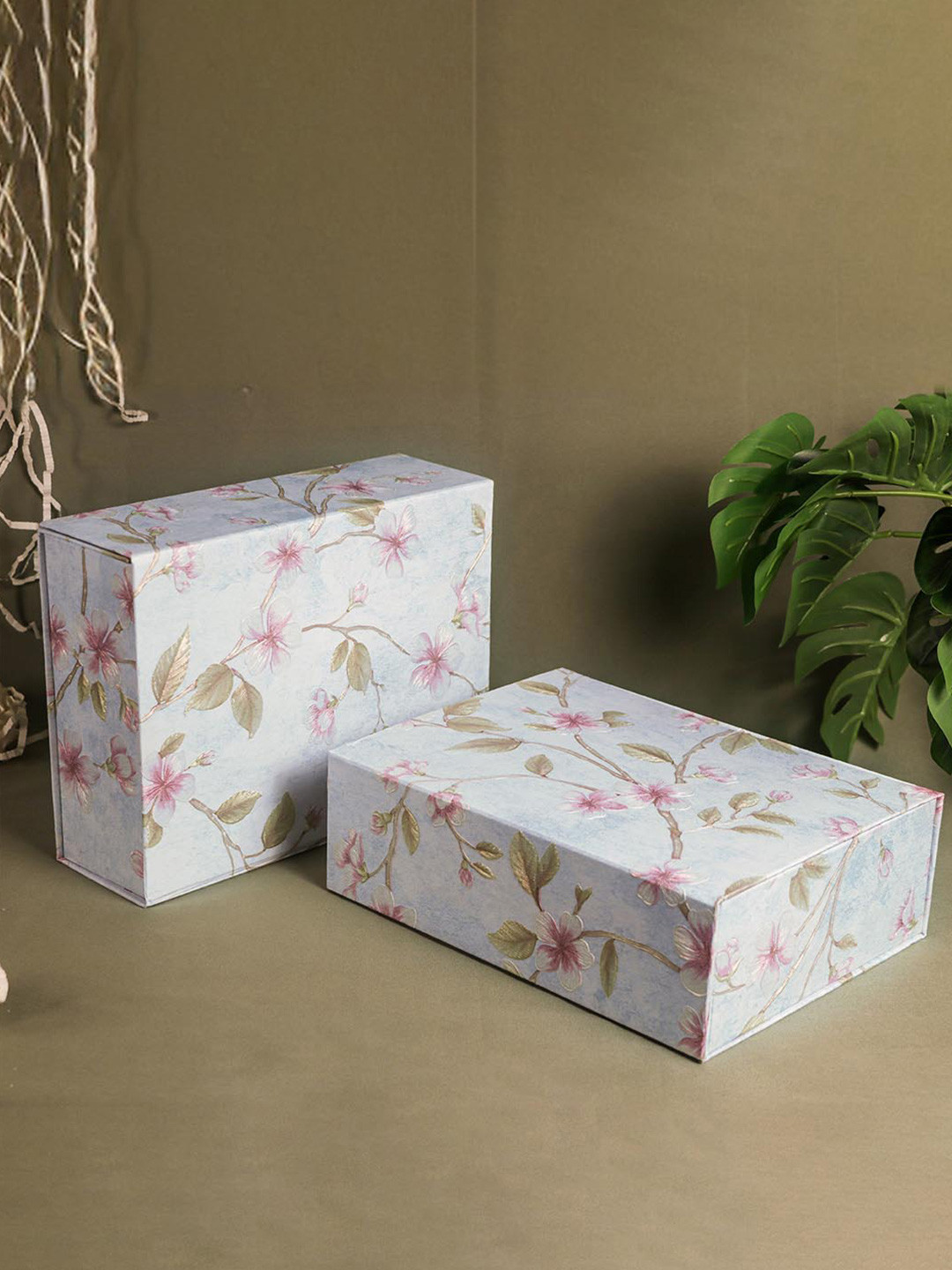 Art Street 2Pcs Blue & Pink Floral Printed Eco-Friendly Foldable Gift Hamper Boxes