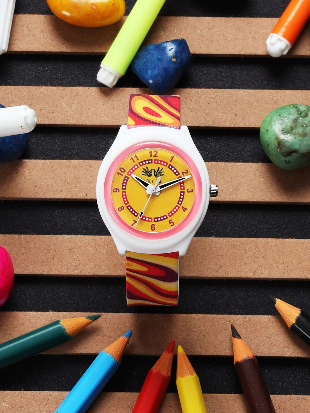 JI & JA Girls Brass Patterned Round Dial & Straps Analogue Watch JJ233