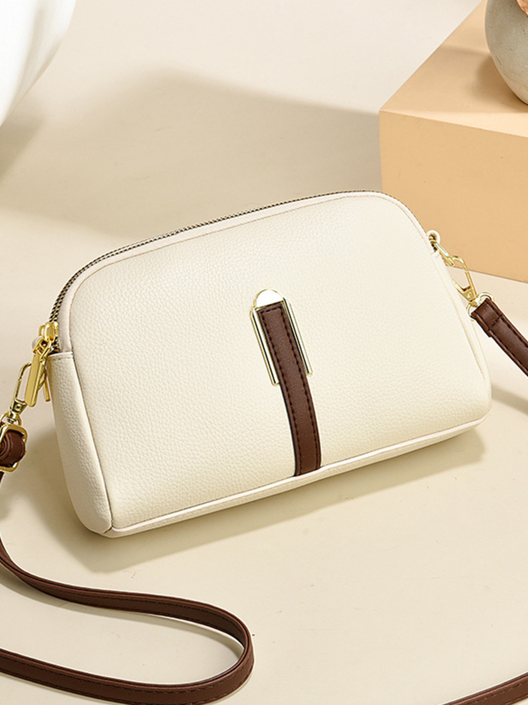 Diva Dale Half Moon Textured Sling Bag