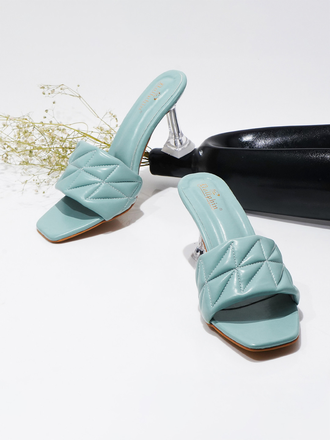 Dollphin Textured Leather High-Top Kitten Sandals