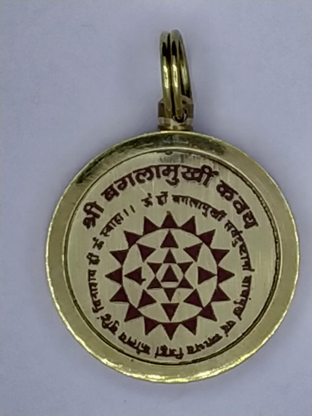 RAVIOUR LIFESTYLE Circular Shape Pendants