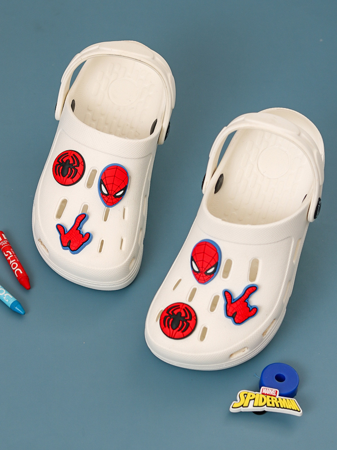 Disney By Yellow Bee Boys Textured Mickey Mouse Clogs