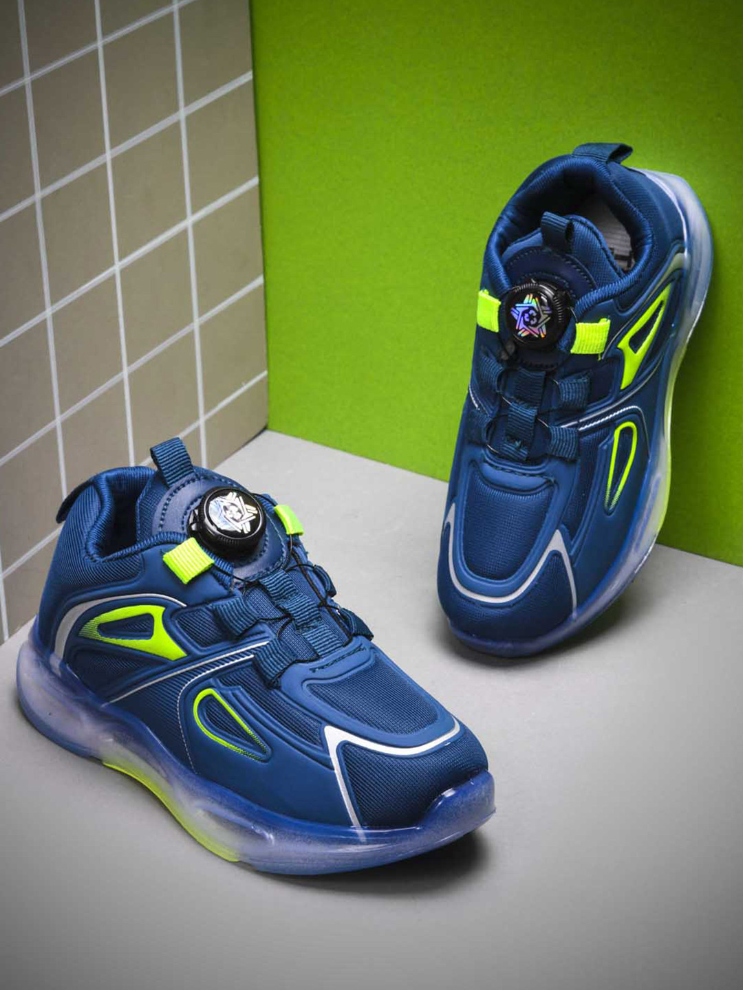 Crazyly Seltos Boys Round Toe Sneakers