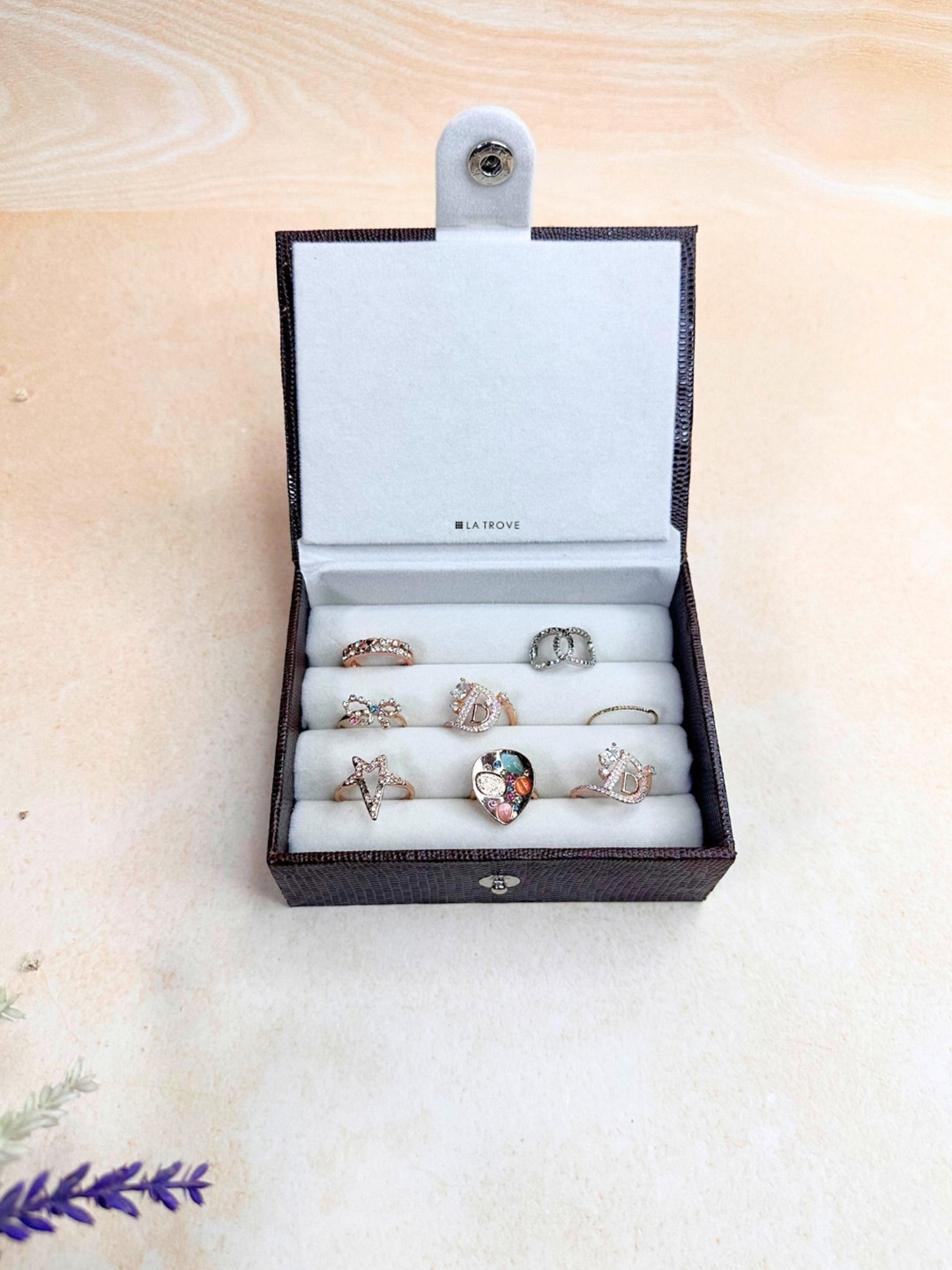 La Trove Women Small Brown Rings Organizer Box for Wardrobe Closet