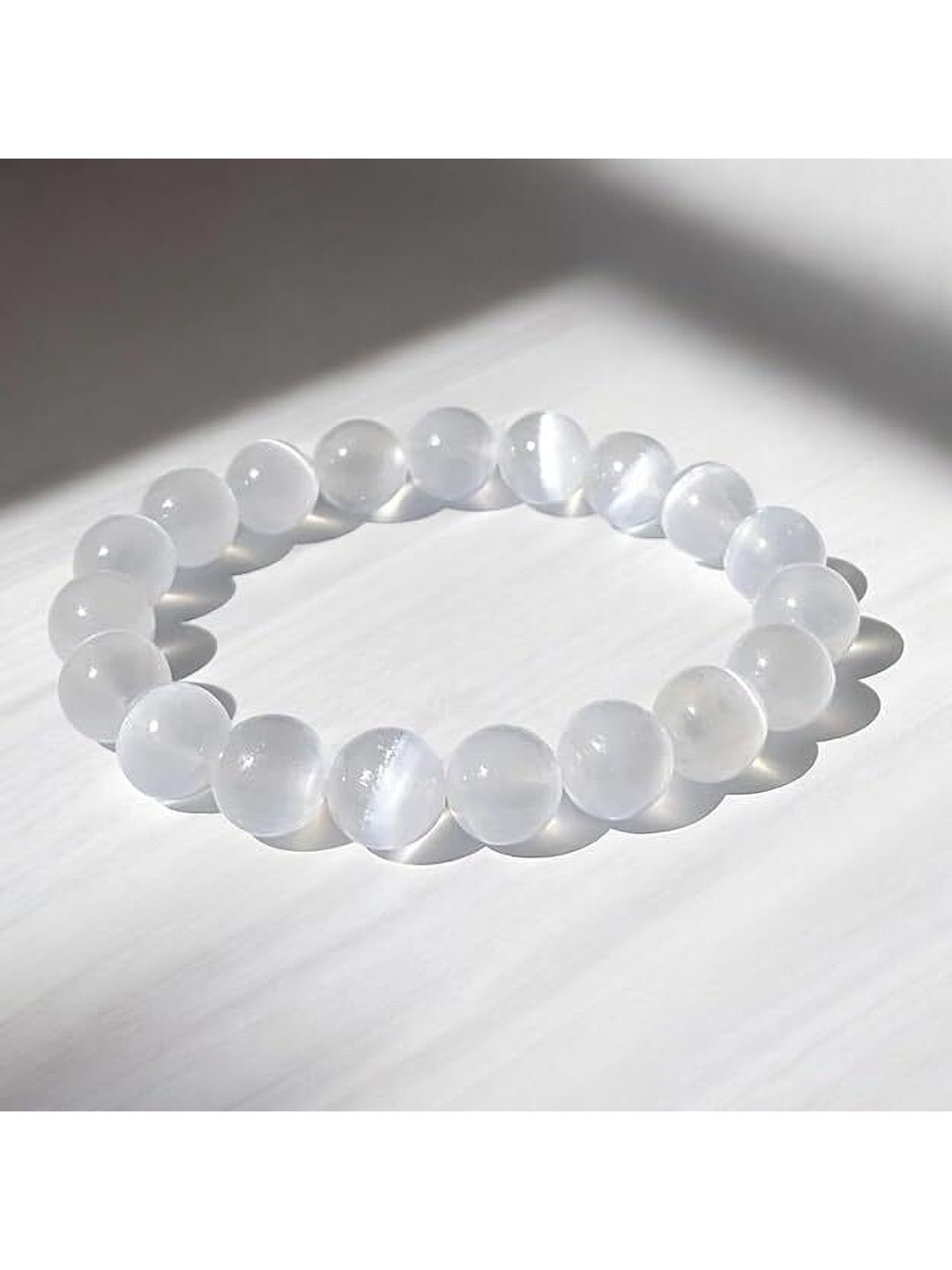 VIBESLE Unisex White Beaded Bracelet