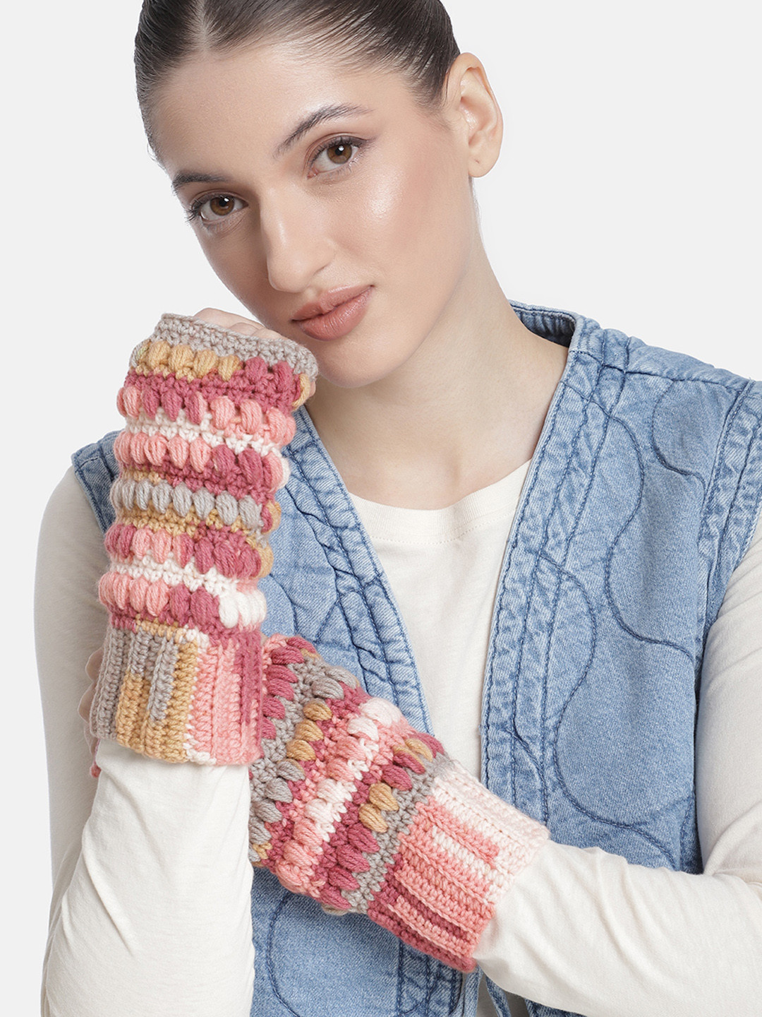 Magic Needles Women Patterned Fingerless Crochet Mittens
