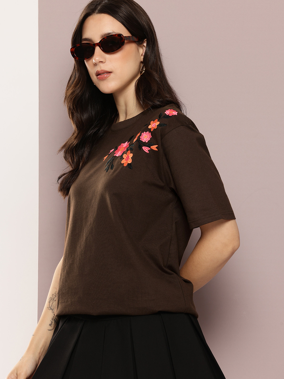 DILLINGER Women's Oversized Embroidery Tshirt