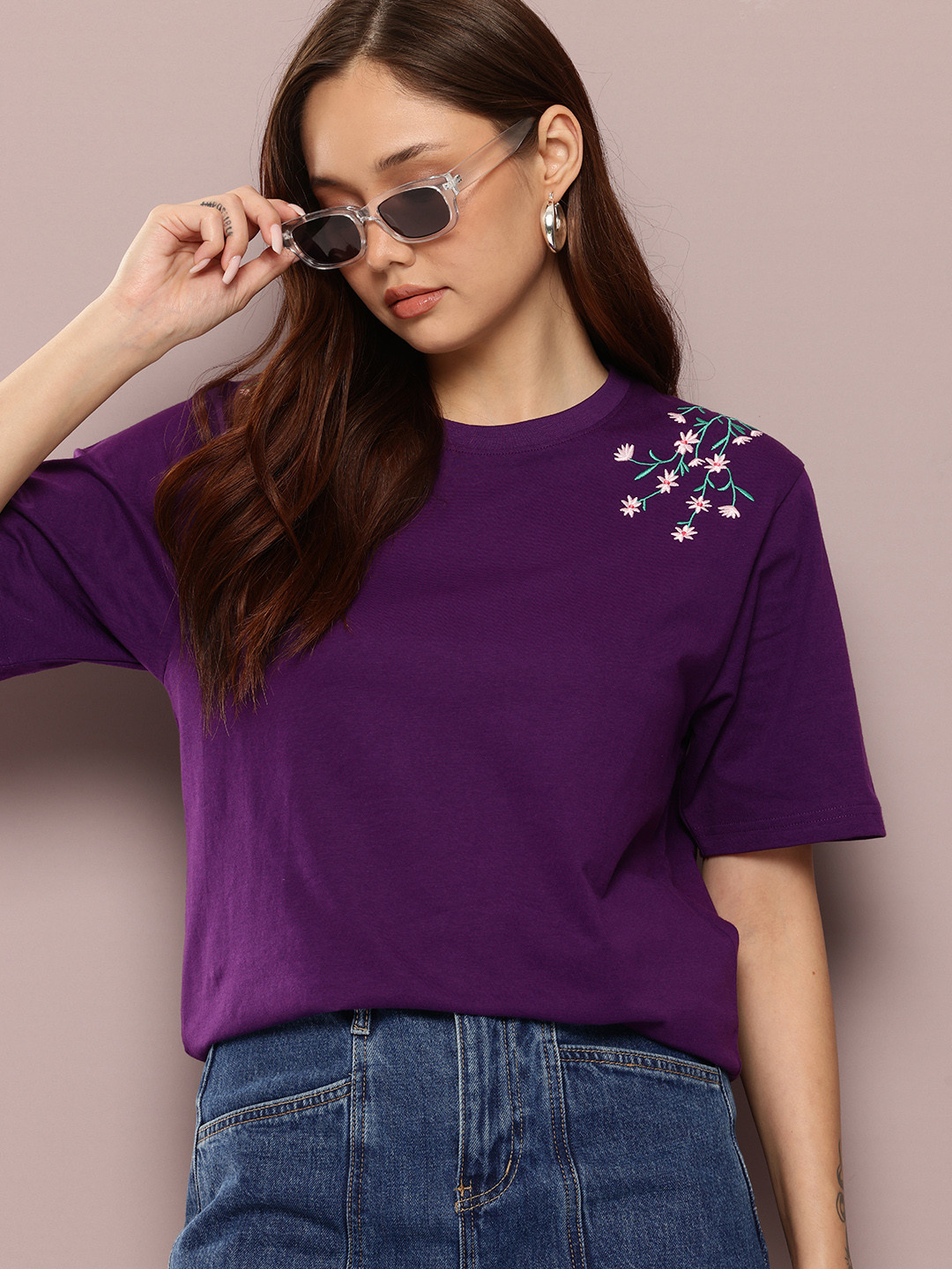 DILLINGER Women's Oversized Embroidery Tshirt