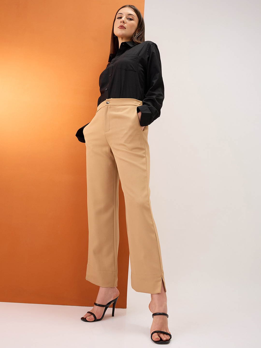 Globus Solid Mid-Rise Bottom Hem Slits Relaxed Fit Formal Trousers