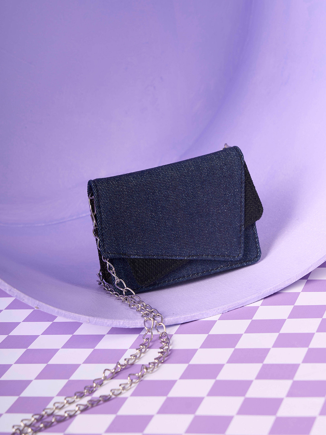 Alt by Zouk  Tovi Solid Baguette Sling Bag