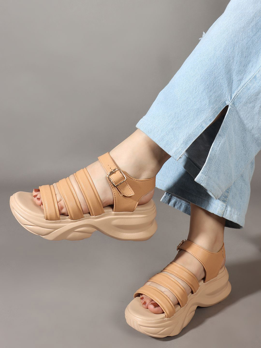 TRYME Women Solid PU Platform Sandals with Buckles