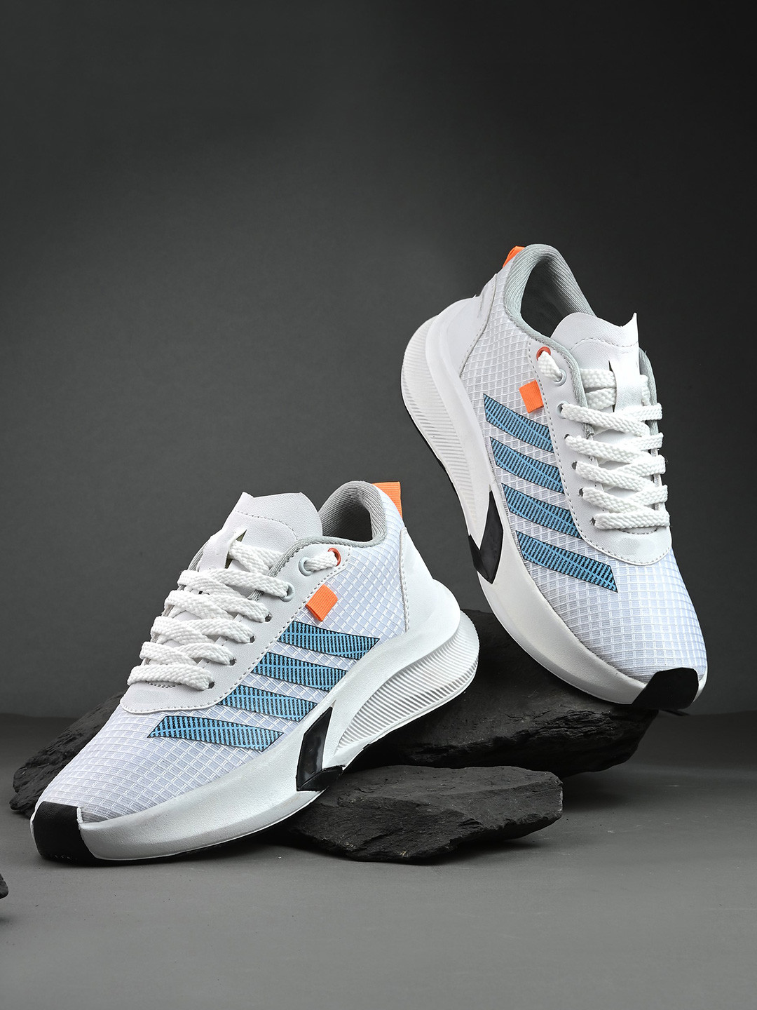 JK Port Men Mid-Top Non-Marking Running  Shoes