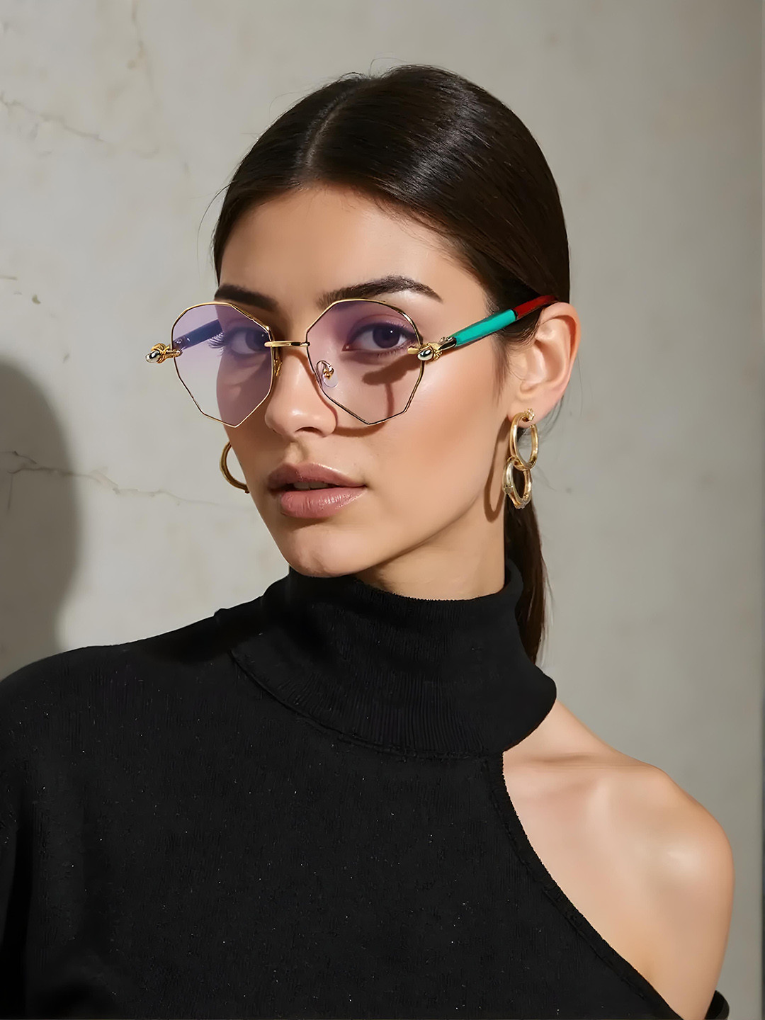 Ted Smith Unisex Aesthetic-Bold Gold Oval Sunglasses with UV Protected Lens