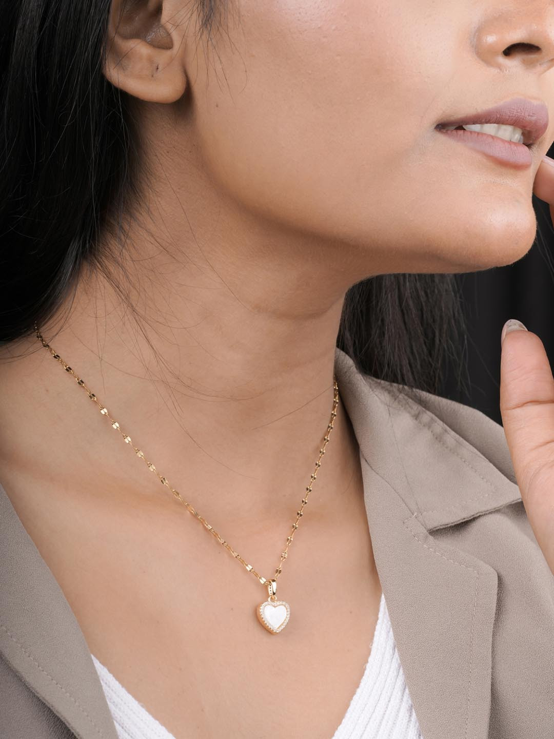 JKL Jewelry Western Gold-Plated Necklace