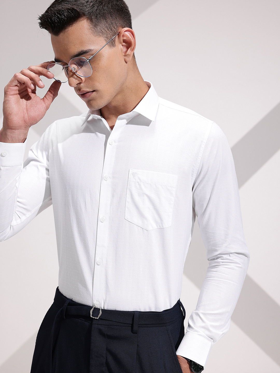 INVICTUS Men Premium Slim Fit Pure Cotton Formal Shirt