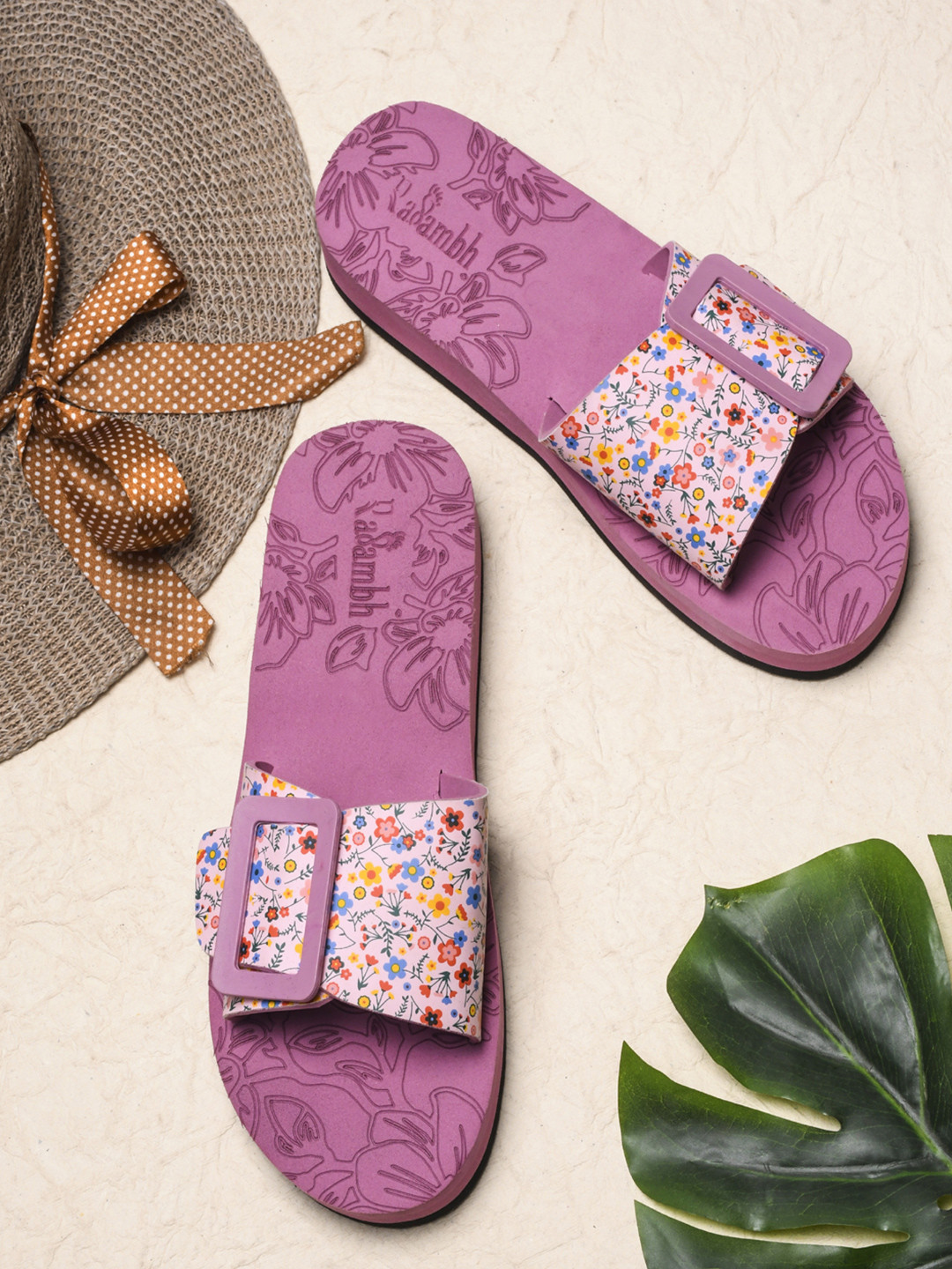 Rasambh Women Floral Printed Buckle Detailed Sliders