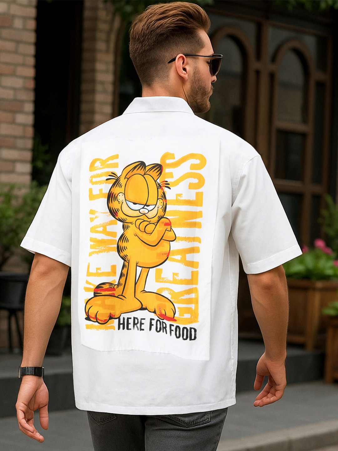 Bewakoof Garfield Graphic Printed Oversized Cotton Shirt
