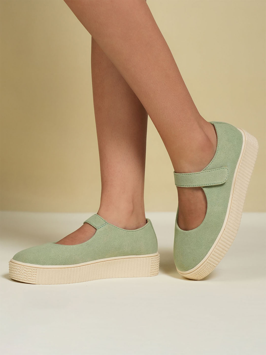 Theater Women Maru Mantis Platform Mary Janes Flats