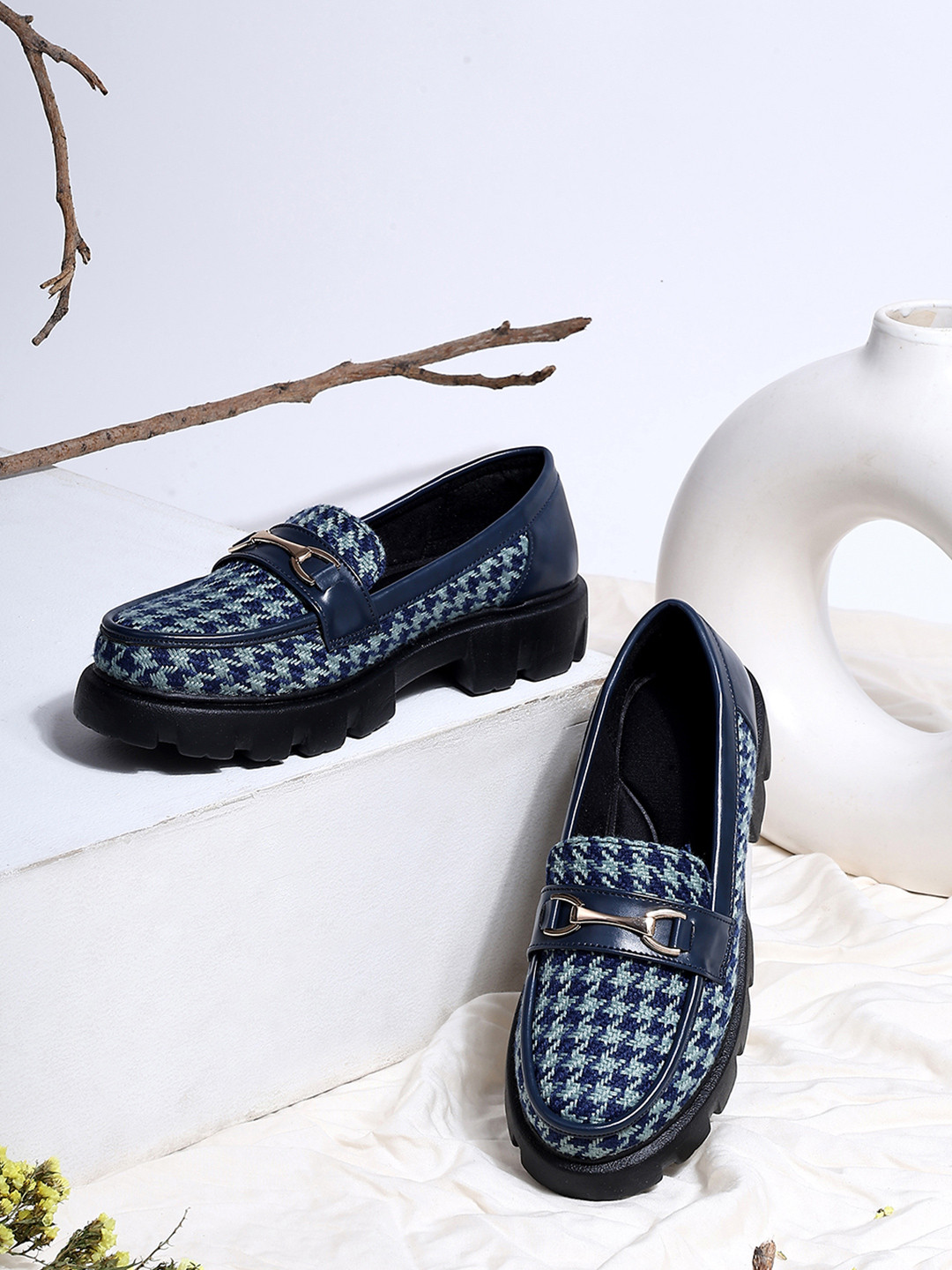 TRASE Orla Women Woven Design Lightweight Slip-On Loafers