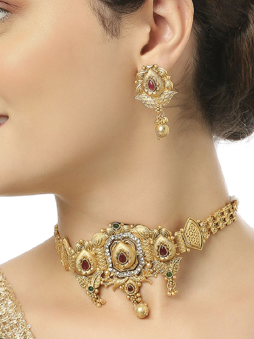 fabula Stone-Studded & Beaded Antique Choker Jewellery Set