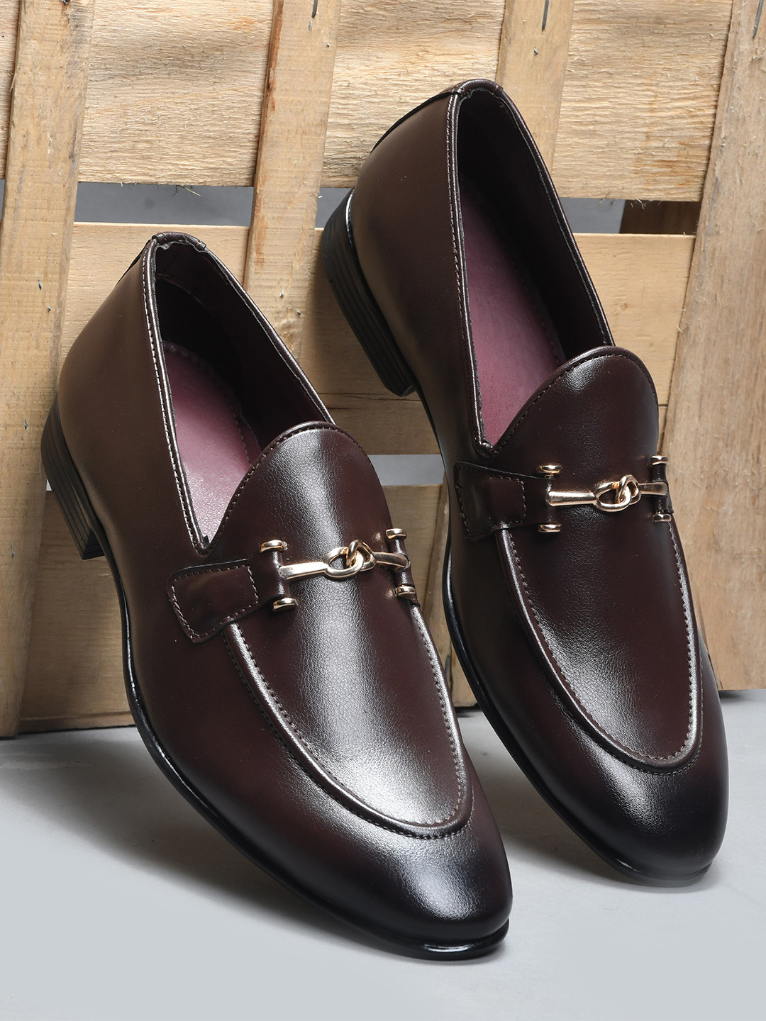 WAVE WALKER COMMAND Men Solid Lightweight Round Toe Loafers