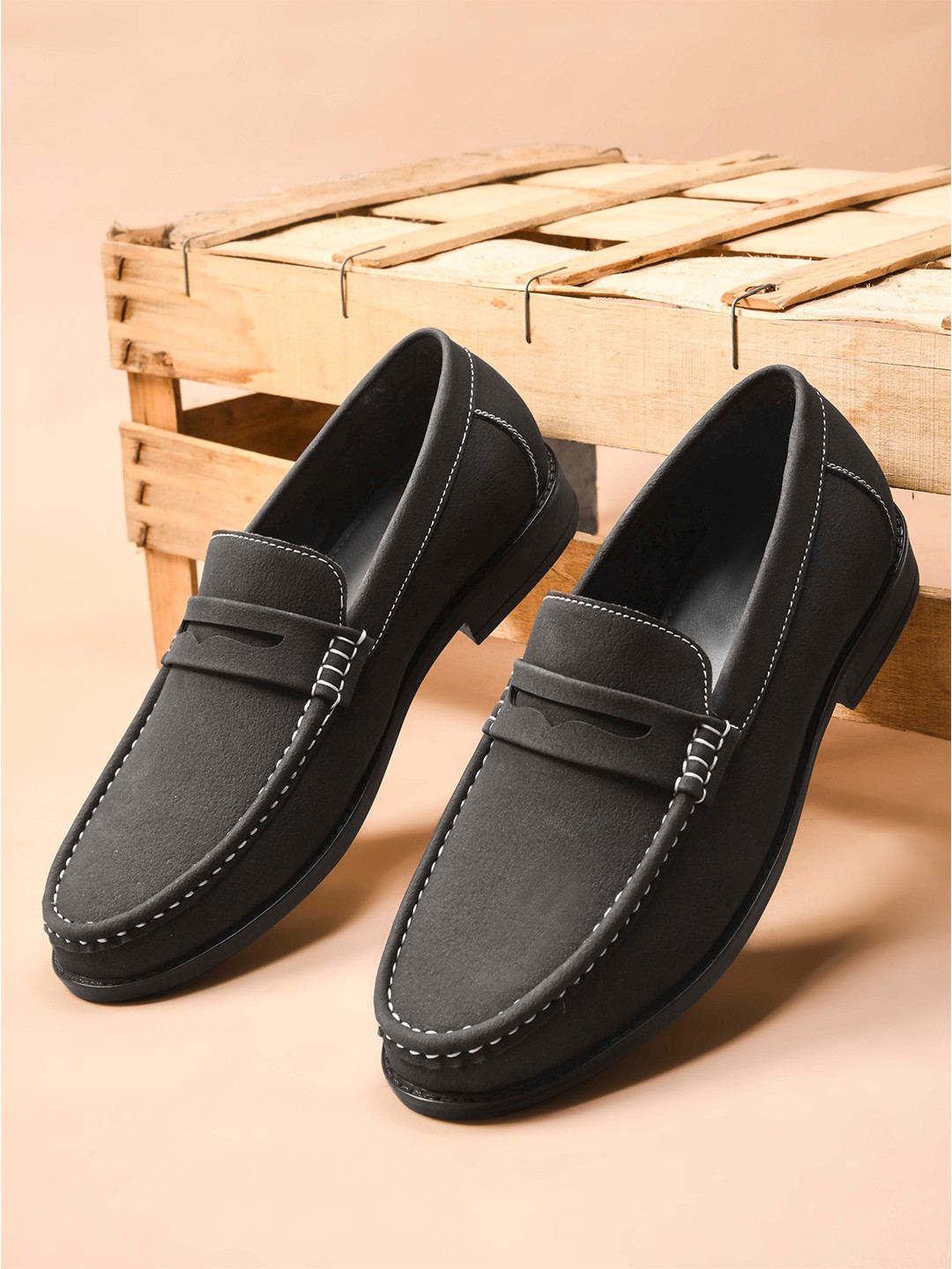 WAVE WALKER Charls Men Round Toe Lightweight Loafers