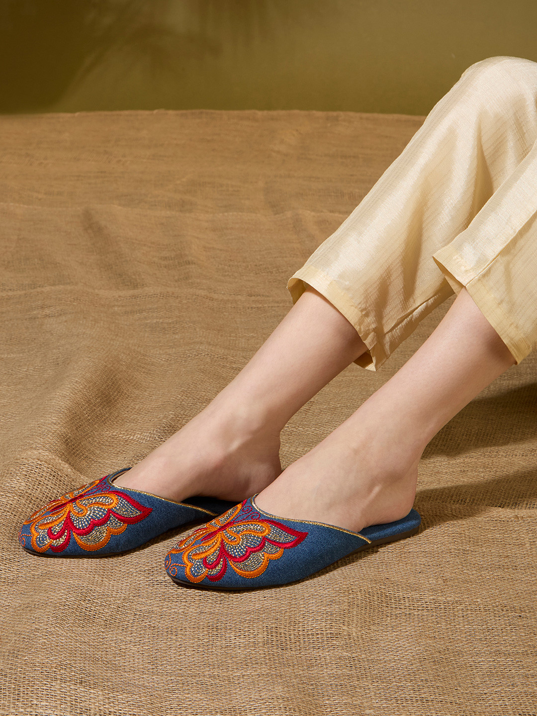 Inc 5 Women Woven Design Slip-On Ethnic Mules Flats With Embroidered Detail