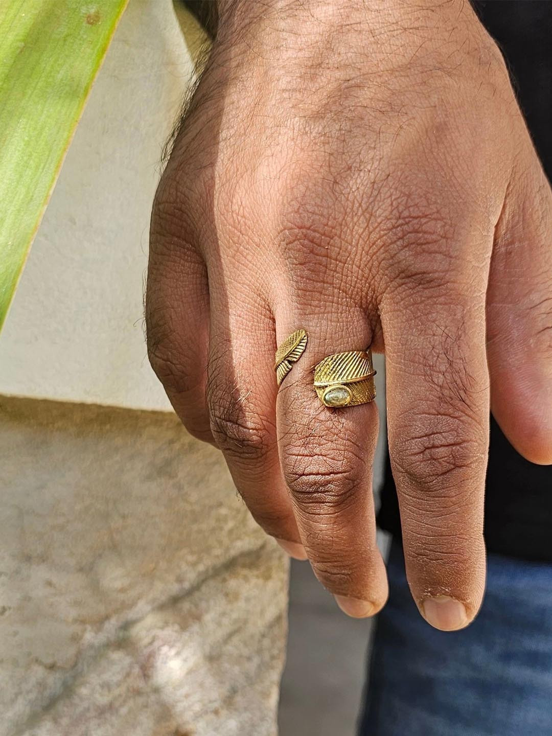 Soul Works Adjustable Labradorite Feather Finger Ring