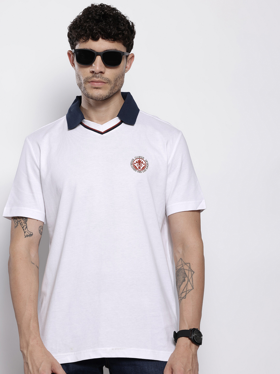 GUESS Contrast Collar Pure Cotton Polo Collar T-shirt with Applique Detail