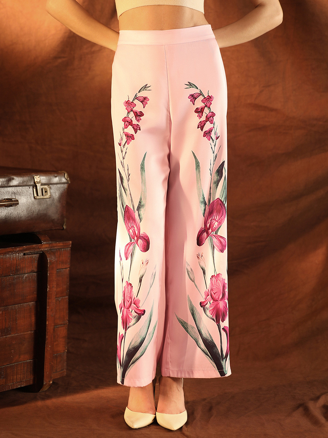 Kazo Women Floral Printed Loretta Pull On Pants