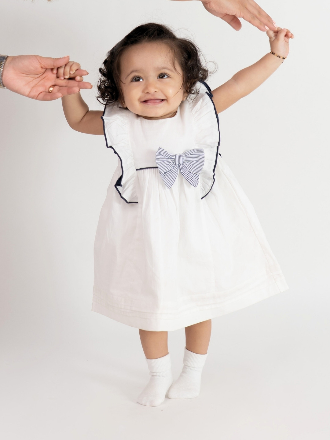 haus & kinder Girls Flutter Sleeves Bow Cotton Fit & Flare Dress with Blommer