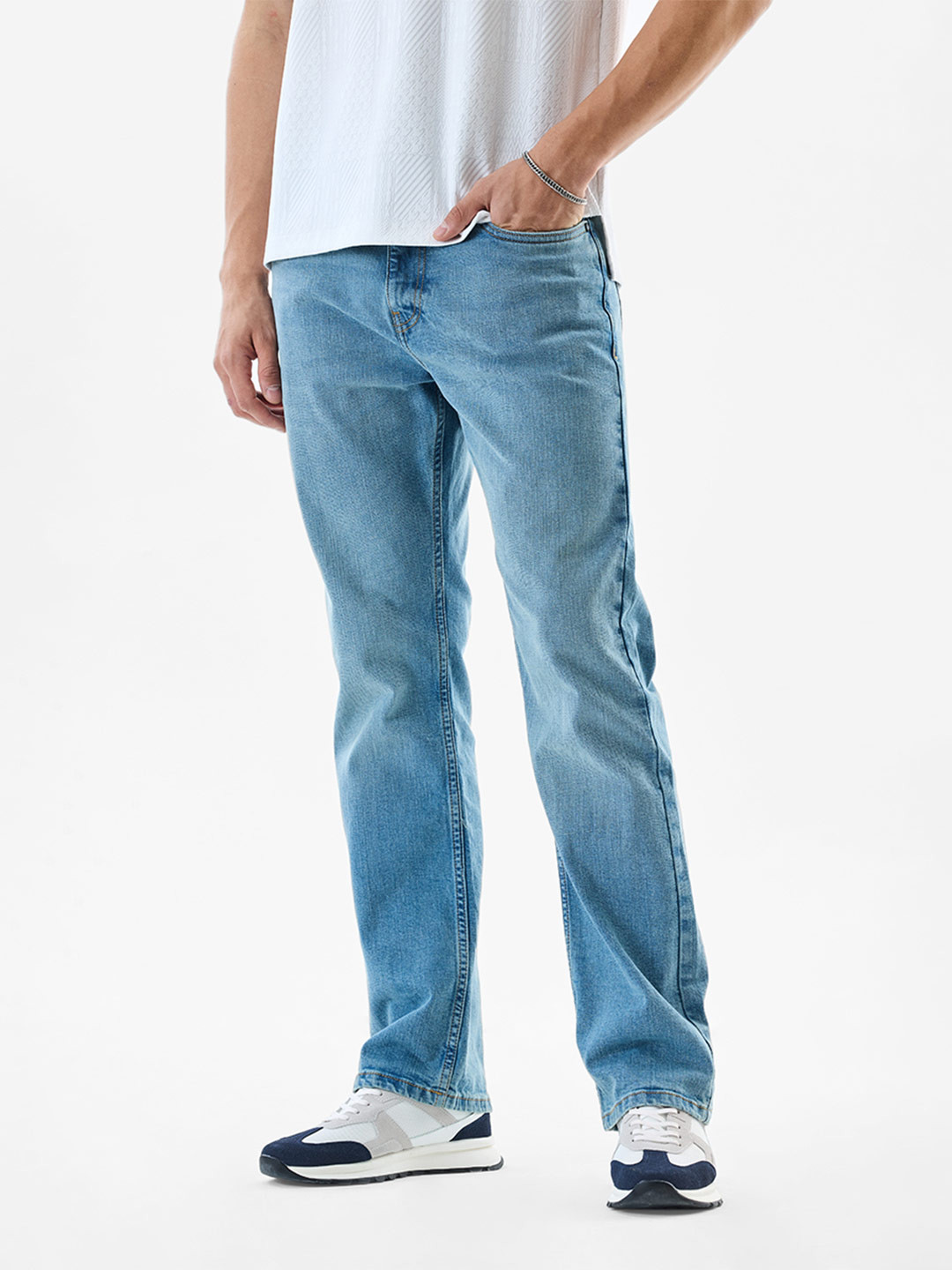 Snitch Men Light Blue Mid-Rise Straight Fit Jeans