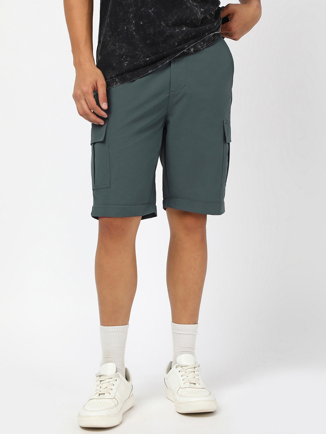 Bewakoof Men Green Zip-Off Covertible Cargos Trousers