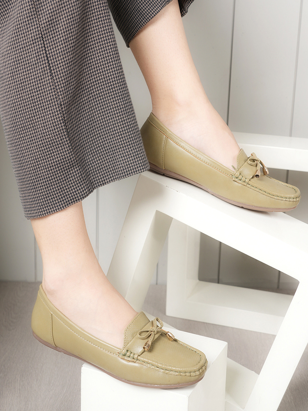 DressBerry Women Patent Slip-On Leather Horsebit Loafers With Tassels