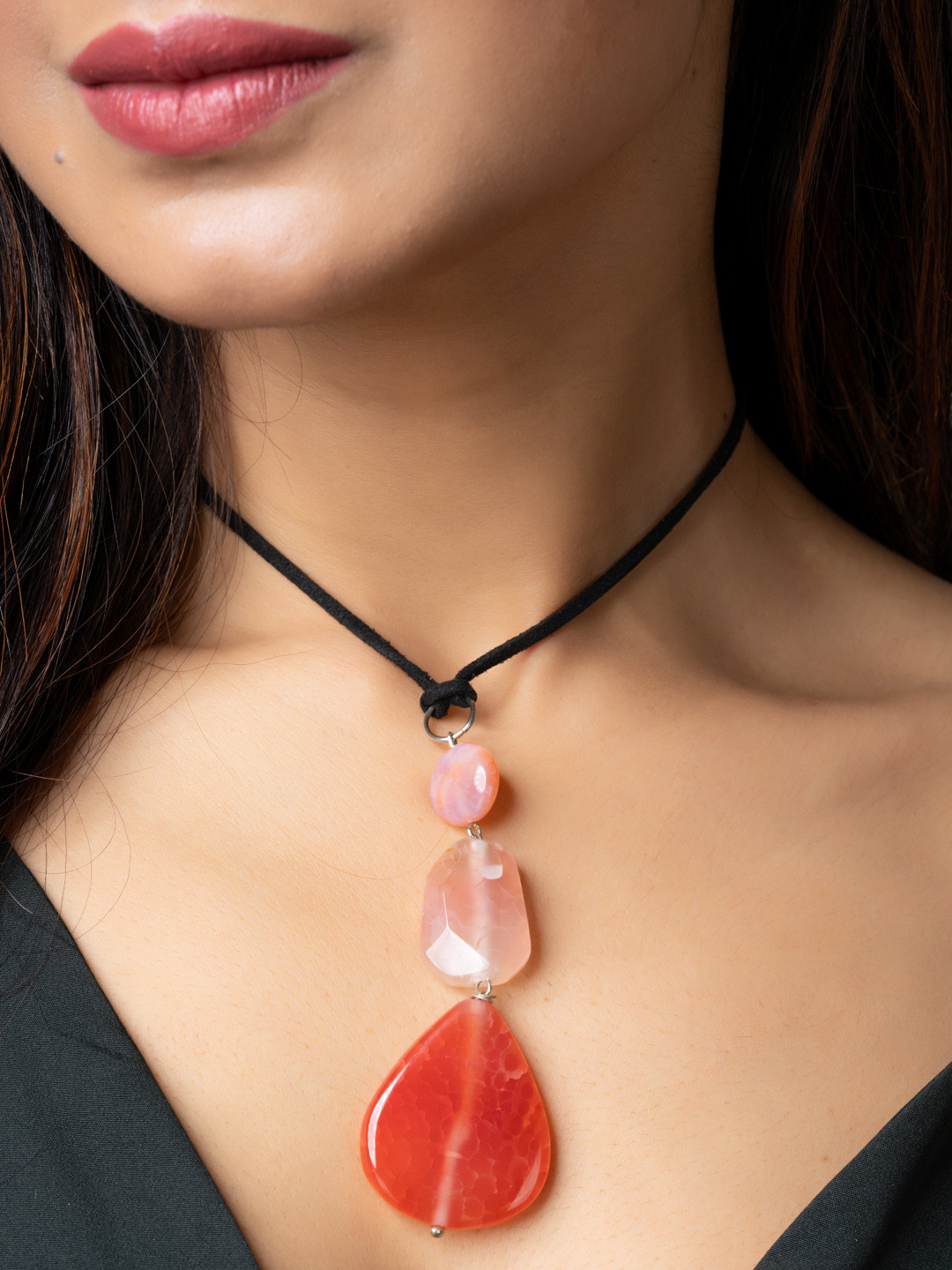 Look and Adorn Peach Onyx Agate Designer Sleek Necklace with Black Suede Cord