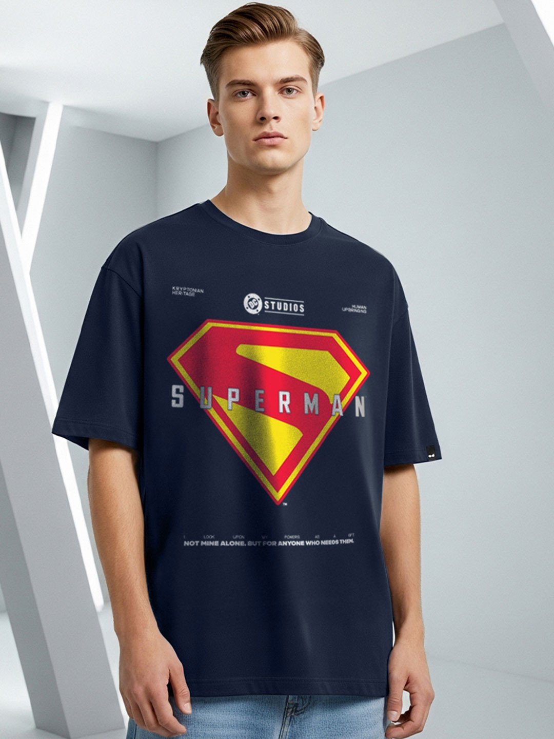 Bewakoof Superman Graphic Printed Drop-Shoulder Sleeves Pure Cotton Oversized T-shirt